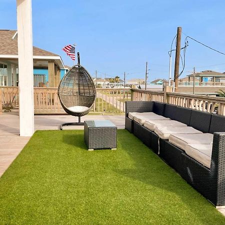 Chic Crystal Beach Escape With Deck - Walk To Beach! Bolivar Peninsula Zewnętrze zdjęcie
