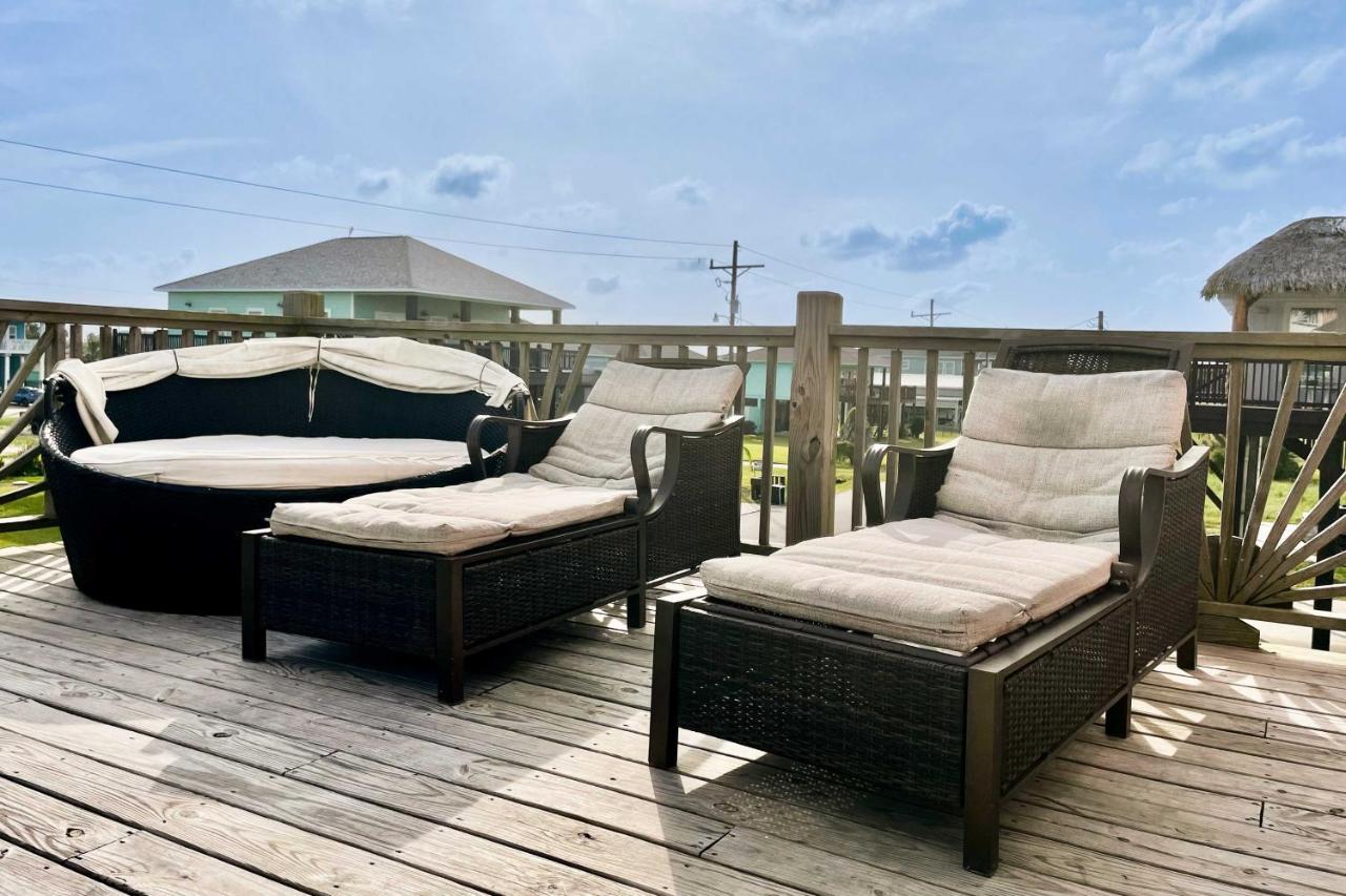Chic Crystal Beach Escape With Deck - Walk To Beach! Bolivar Peninsula Zewnętrze zdjęcie